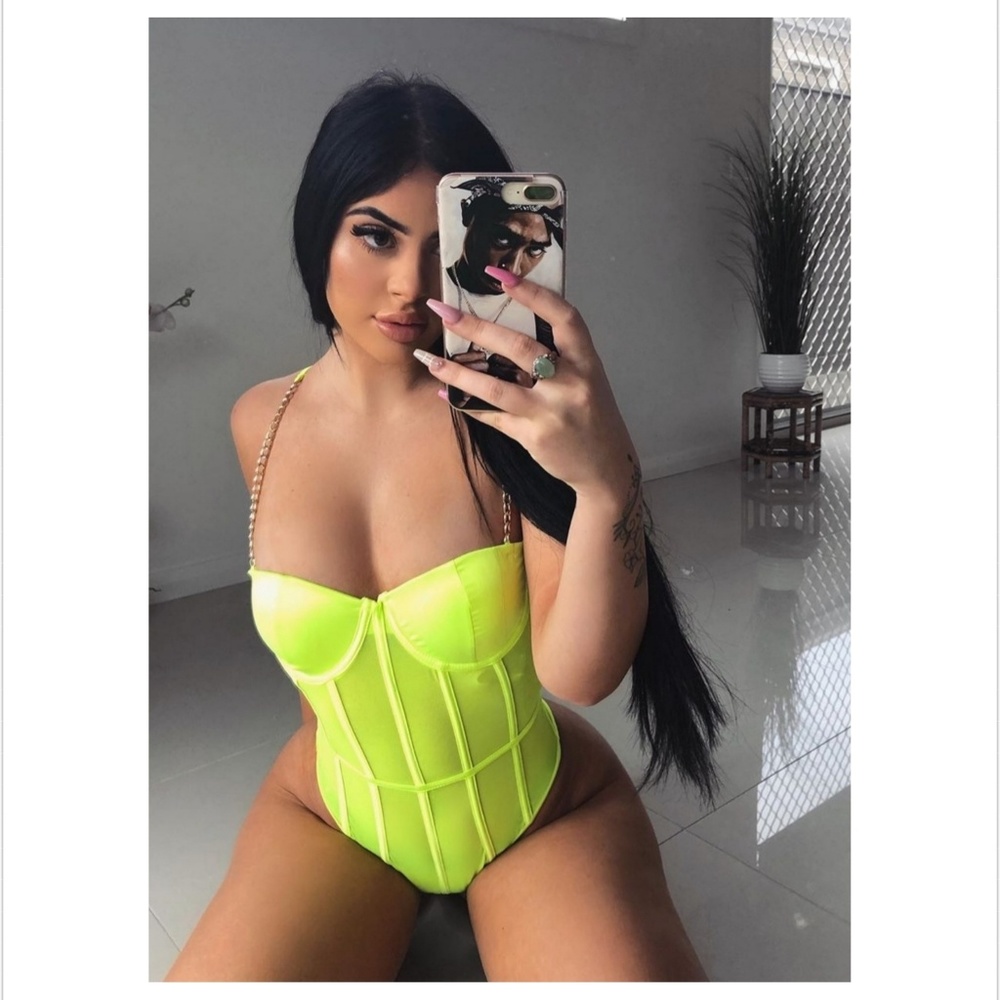 ELLE BODYSUIT NEON GREEN 💚